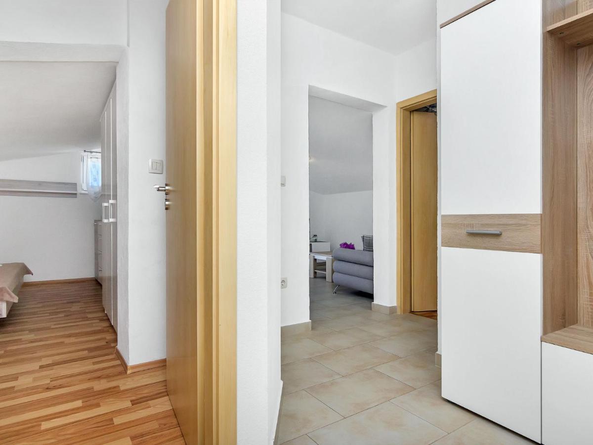 Cico-9 By Interhome *